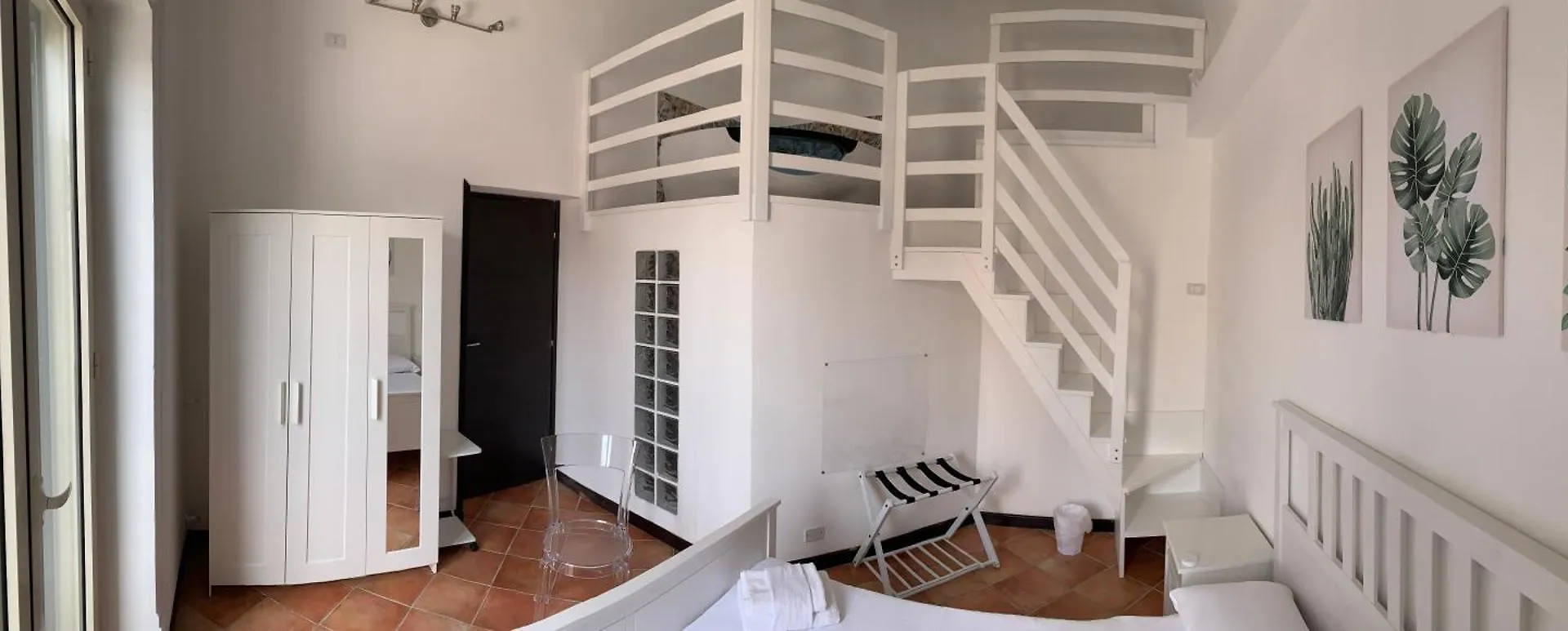 Central Station Palermo Guest house